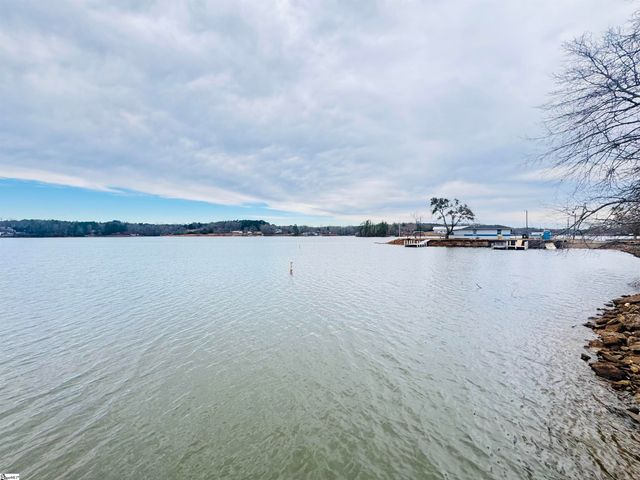 1143 Jets Landing Road, Abbeville, SC 29620