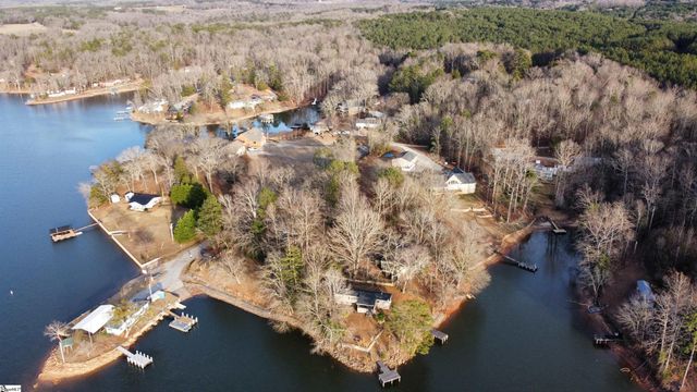 1143 Jets Landing Road, Abbeville, SC 29620
