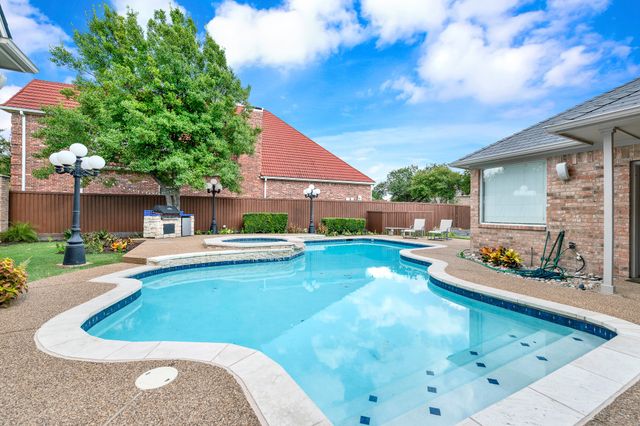 3616 Hearst Castle Way, Plano, TX 75025