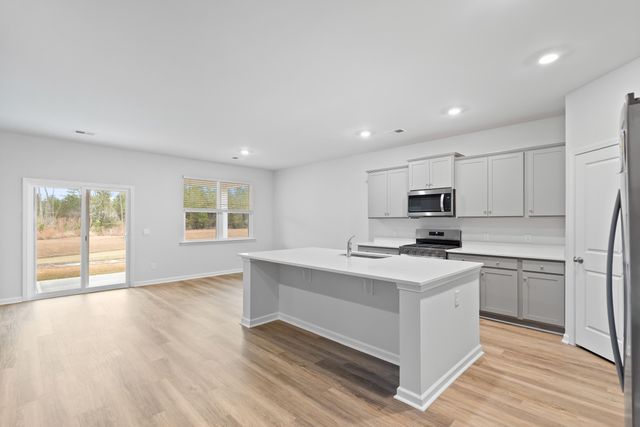 198 Grouper Lane, Summerville, SC 29483