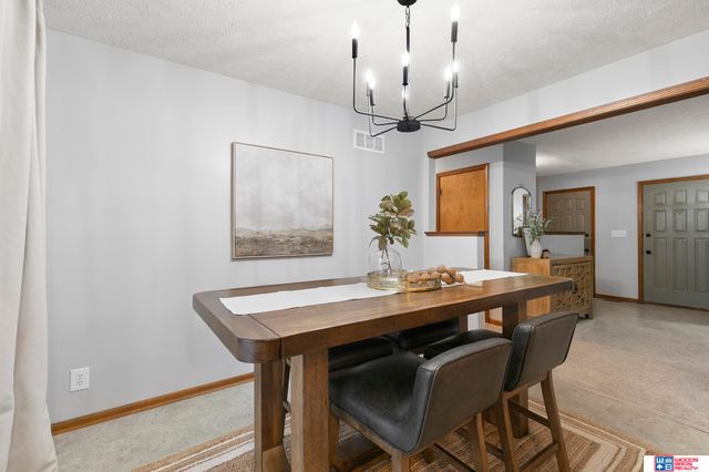 5216 S Bennington Place, Lincoln, NE 68516