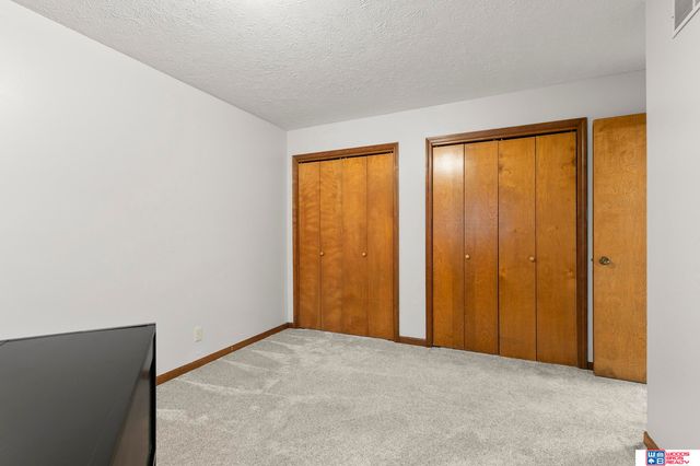 5216 S Bennington Place, Lincoln, NE 68516