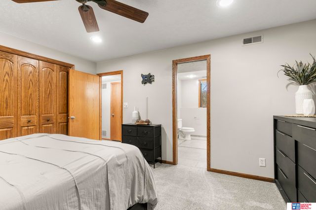 5216 S Bennington Place, Lincoln, NE 68516