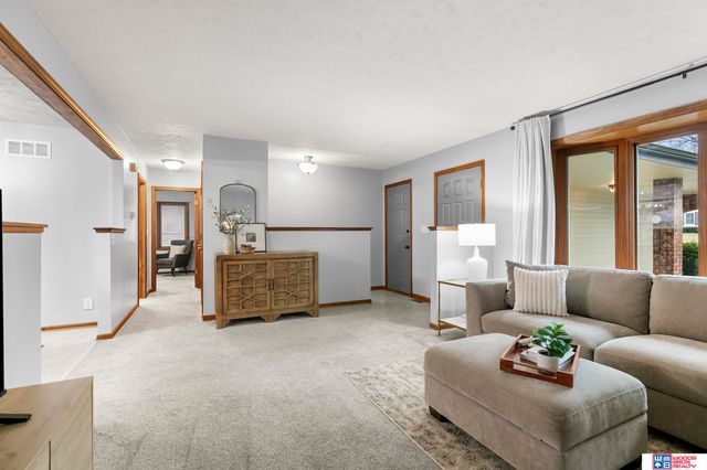 5216 S Bennington Place, Lincoln, NE 68516