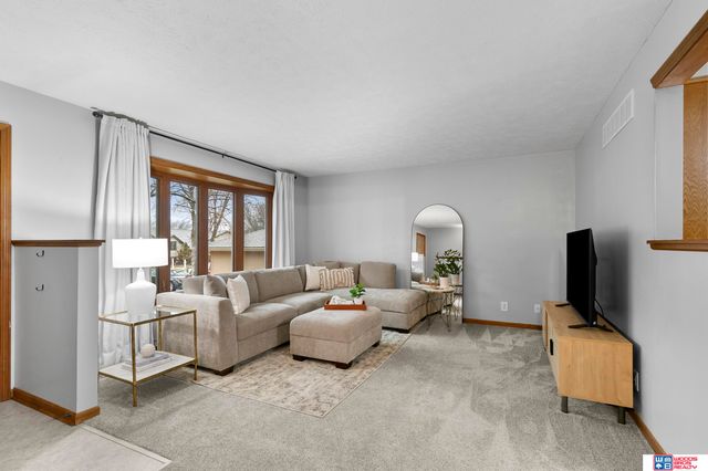 5216 S Bennington Place, Lincoln, NE 68516