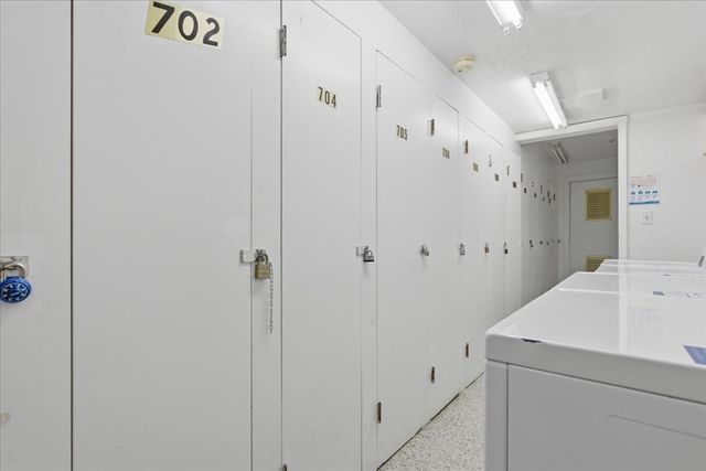 360 Neponset Street 702, Canton, MA 02021