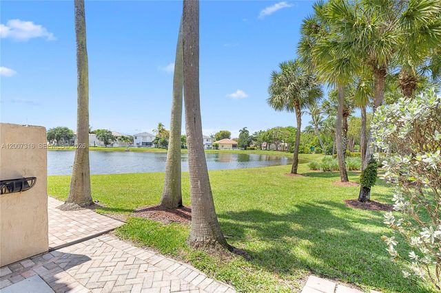 17086 NW 22nd St, Pembroke Pines, FL 33028