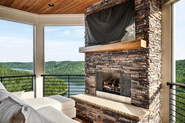 160 Shayna Ct, Smithville, TN 37166