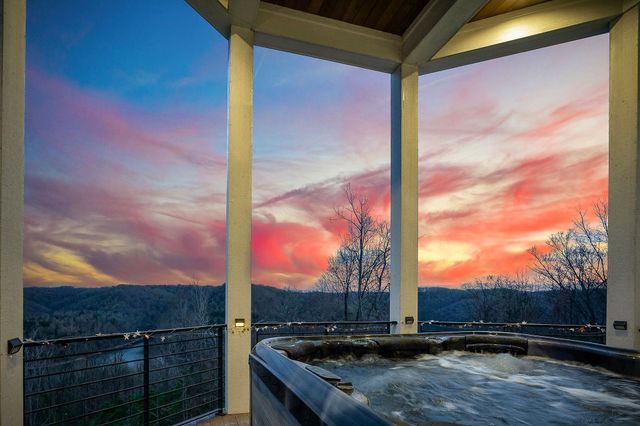 160 Shayna Ct, Smithville, TN 37166