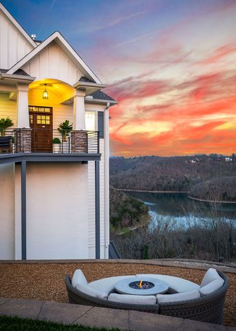 160 Shayna Ct, Smithville, TN 37166