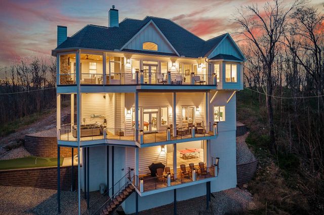 160 Shayna Ct, Smithville, TN 37166