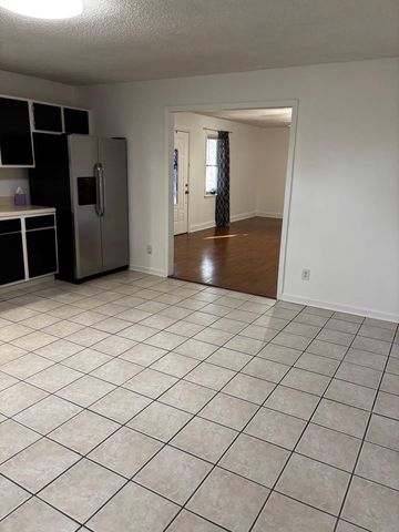 90 SASSAFRAS CIR, Munford, TN 38058