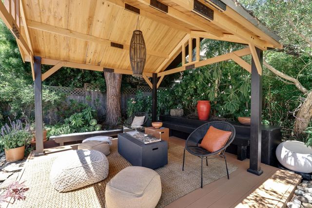 527 Clubhouse Drive, Aptos, CA 95003