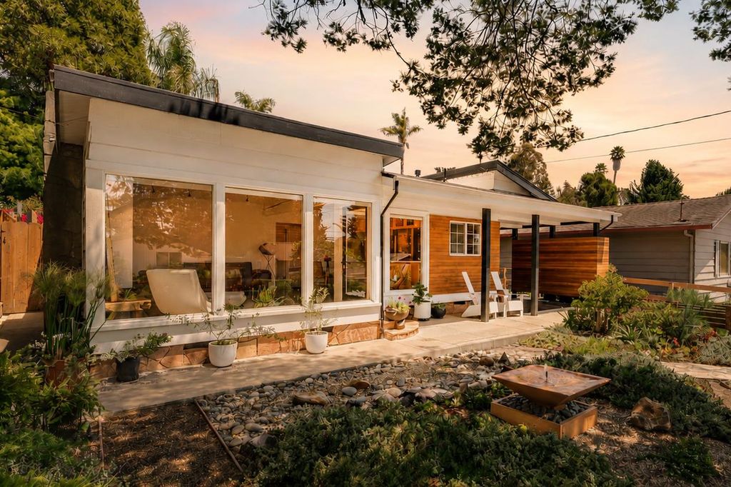 527 Clubhouse Drive, Aptos, CA 95003