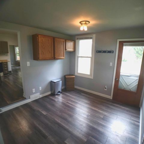 238 W School Street, Belleville, WI 53508