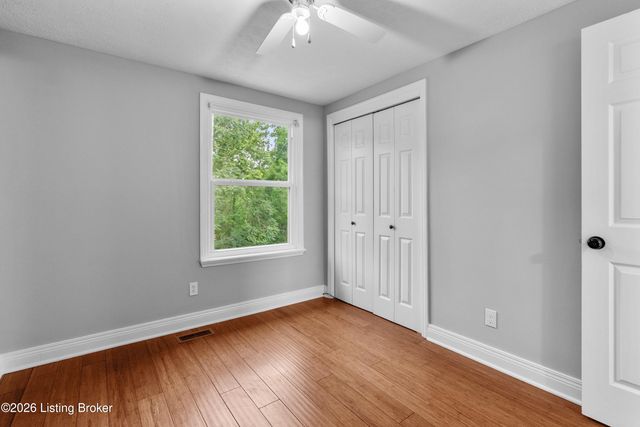 7312 Autumn Bent Way, Crestwood, KY 40014