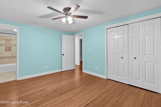 7312 Autumn Bent Way, Crestwood, KY 40014