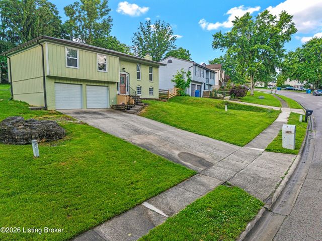 7312 Autumn Bent Way, Crestwood, KY 40014
