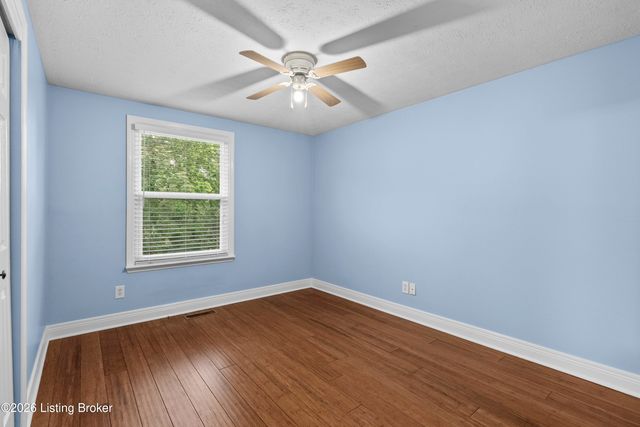 7312 Autumn Bent Way, Crestwood, KY 40014