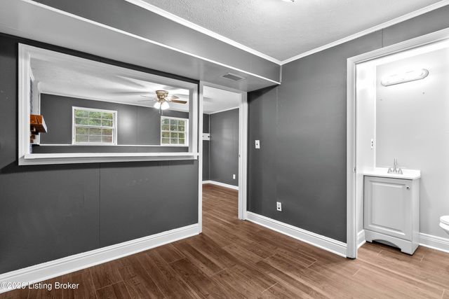7312 Autumn Bent Way, Crestwood, KY 40014