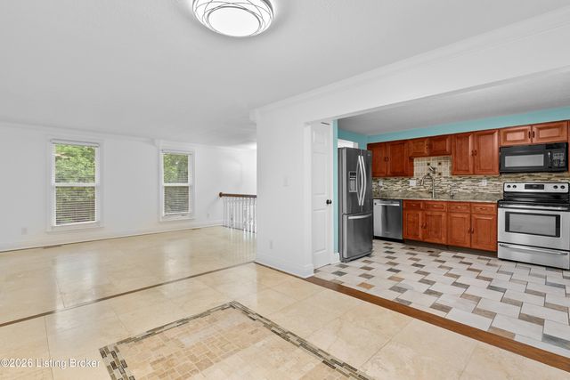 7312 Autumn Bent Way, Crestwood, KY 40014