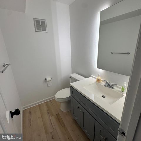 708 OLDE GREENWICH CIR, Fredericksburg, VA 22408