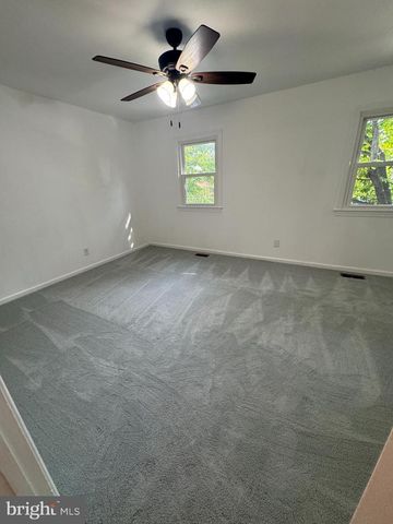 708 OLDE GREENWICH CIR, Fredericksburg, VA 22408