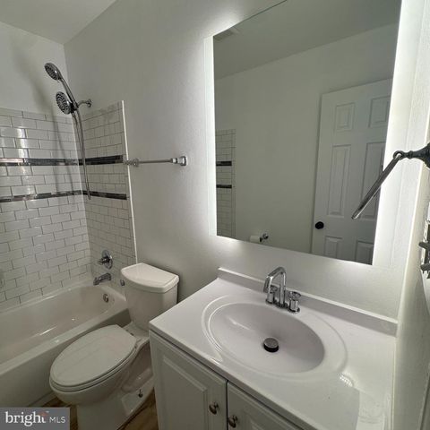 708 OLDE GREENWICH CIR, Fredericksburg, VA 22408