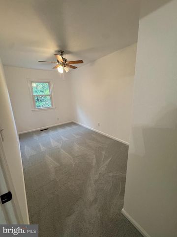 708 OLDE GREENWICH CIR, Fredericksburg, VA 22408