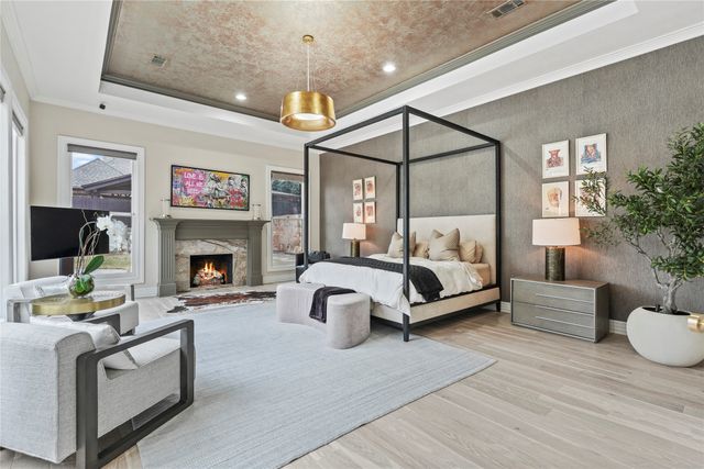 17632 Harbord Oaks Circle, Dallas, TX 75252