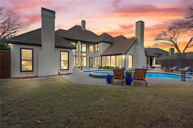 17632 Harbord Oaks Circle, Dallas, TX 75252