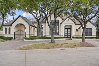 17632 Harbord Oaks Circle, Dallas, TX 75252