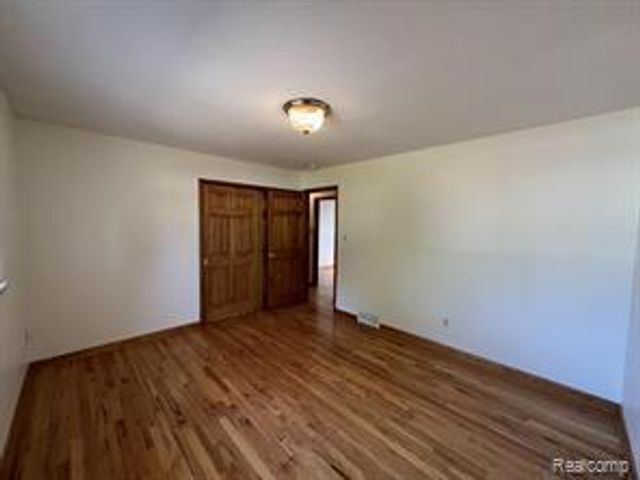 8905 Danzig Street, Livonia, MI 48150