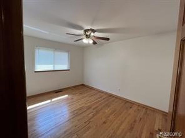 8905 Danzig Street, Livonia, MI 48150