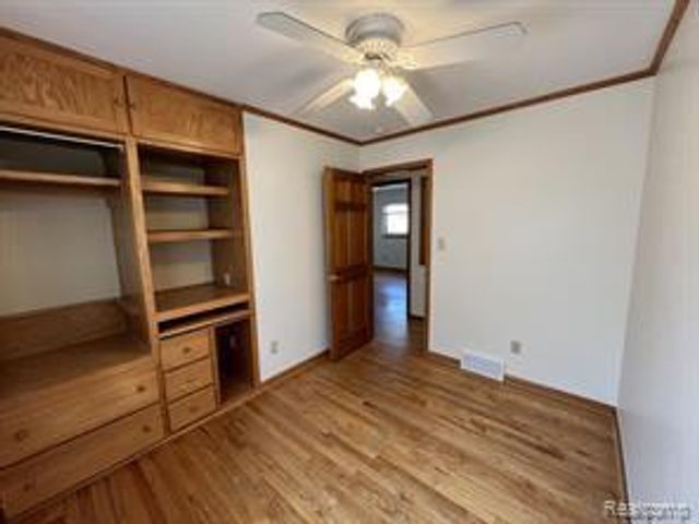 8905 Danzig Street, Livonia, MI 48150