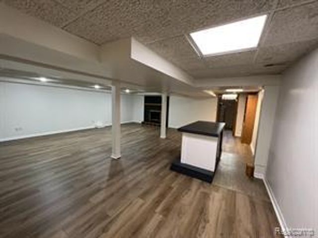 8905 Danzig Street, Livonia, MI 48150