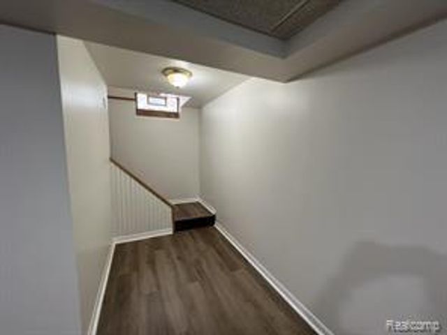 8905 Danzig Street, Livonia, MI 48150