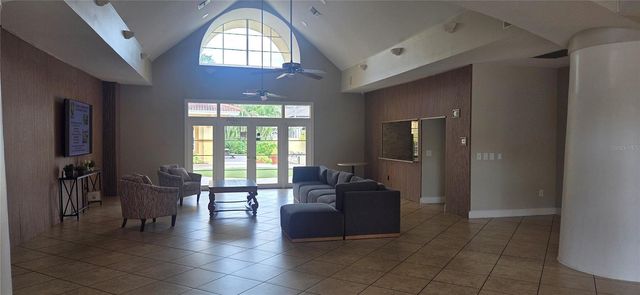 5602 PINNACLE HEIGHTS CIRCLE 312, Tampa, FL 33624