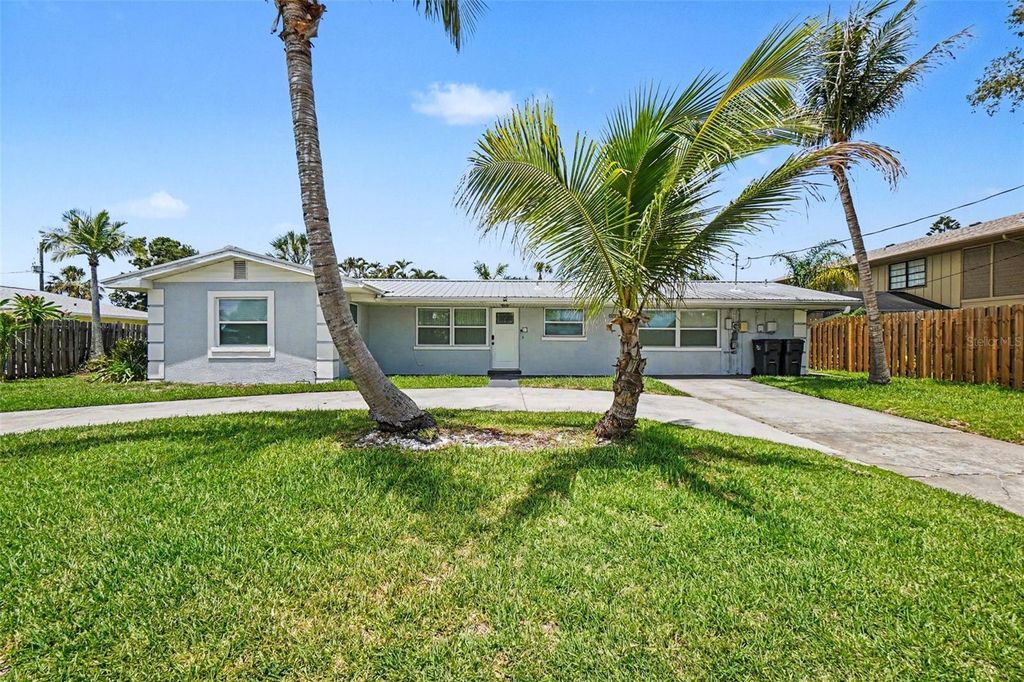 2009 TARPON ROAD, Palmetto, FL 34221