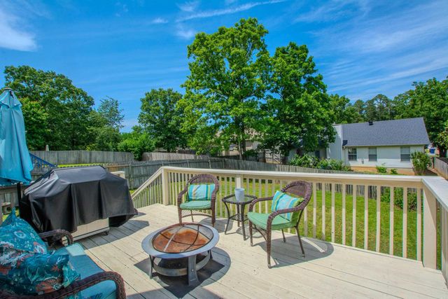 37 Emerald Drive, Maumelle, AR 72113