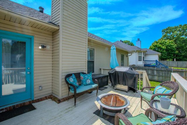 37 Emerald Drive, Maumelle, AR 72113