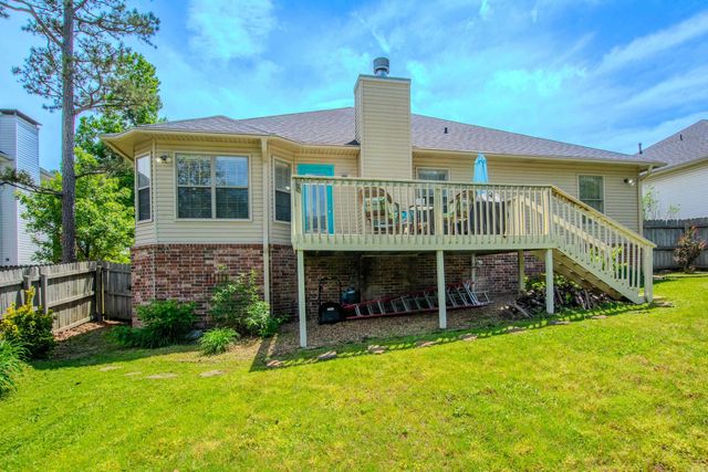 37 Emerald Drive, Maumelle, AR 72113