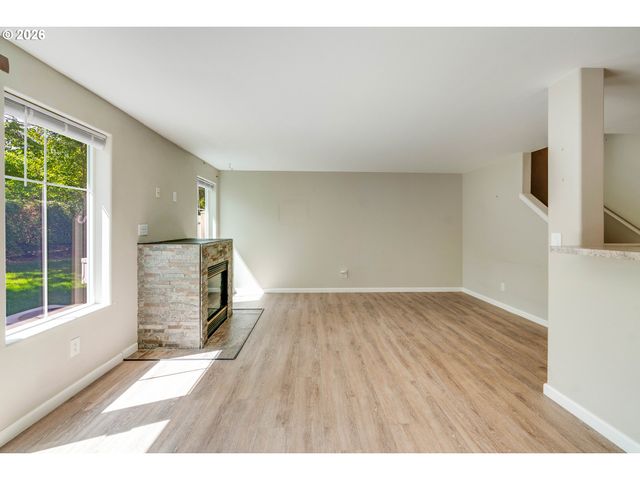 16085 Sw AUDUBON St 102, Beaverton, OR 97003