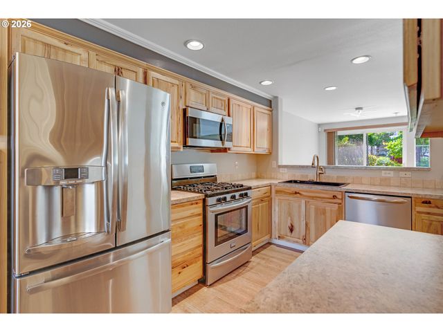 16085 Sw AUDUBON St 102, Beaverton, OR 97003