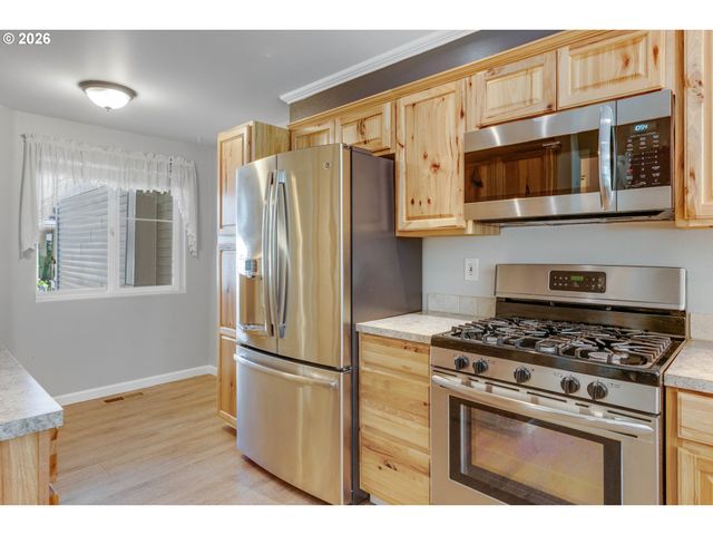 16085 Sw AUDUBON St 102, Beaverton, OR 97003
