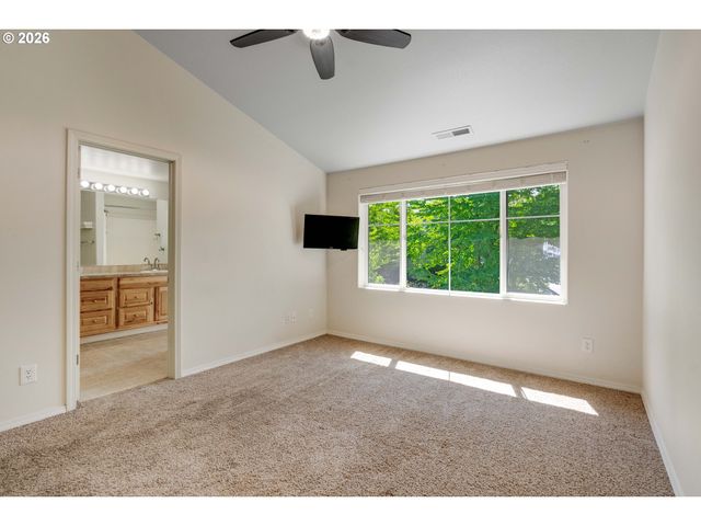 16085 Sw AUDUBON St 102, Beaverton, OR 97003