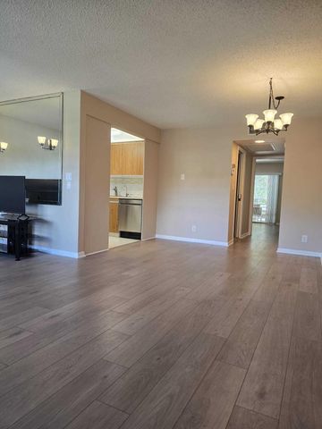 2103 Lucaya Bend E-2, Coconut Creek, FL 33066