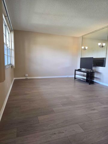 2103 Lucaya Bend E-2, Coconut Creek, FL 33066