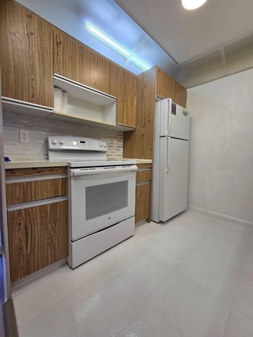 2103 Lucaya Bend E-2, Coconut Creek, FL 33066