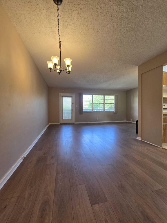 2103 Lucaya Bend E-2, Coconut Creek, FL 33066